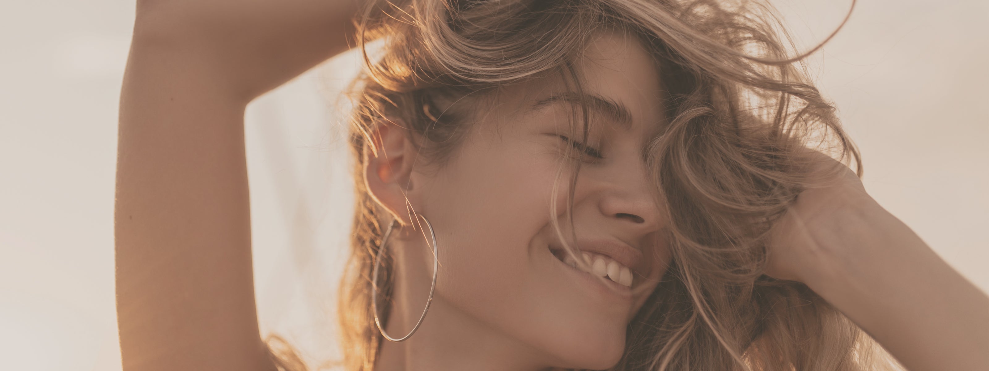 consigli su come proteggere i capelli in estate